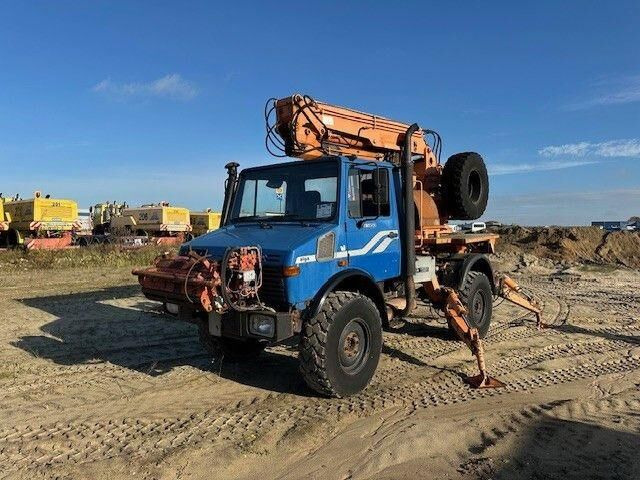 Unimog U 1450 4x4, Zug & Bergwinde, Kran, Greifer, AH - Utilaje constructii: Foto 4 Unimog U 1450 4x4, Zug & Bergwinde, Kran, Greifer, AH - Utilaje constructii: Foto 4