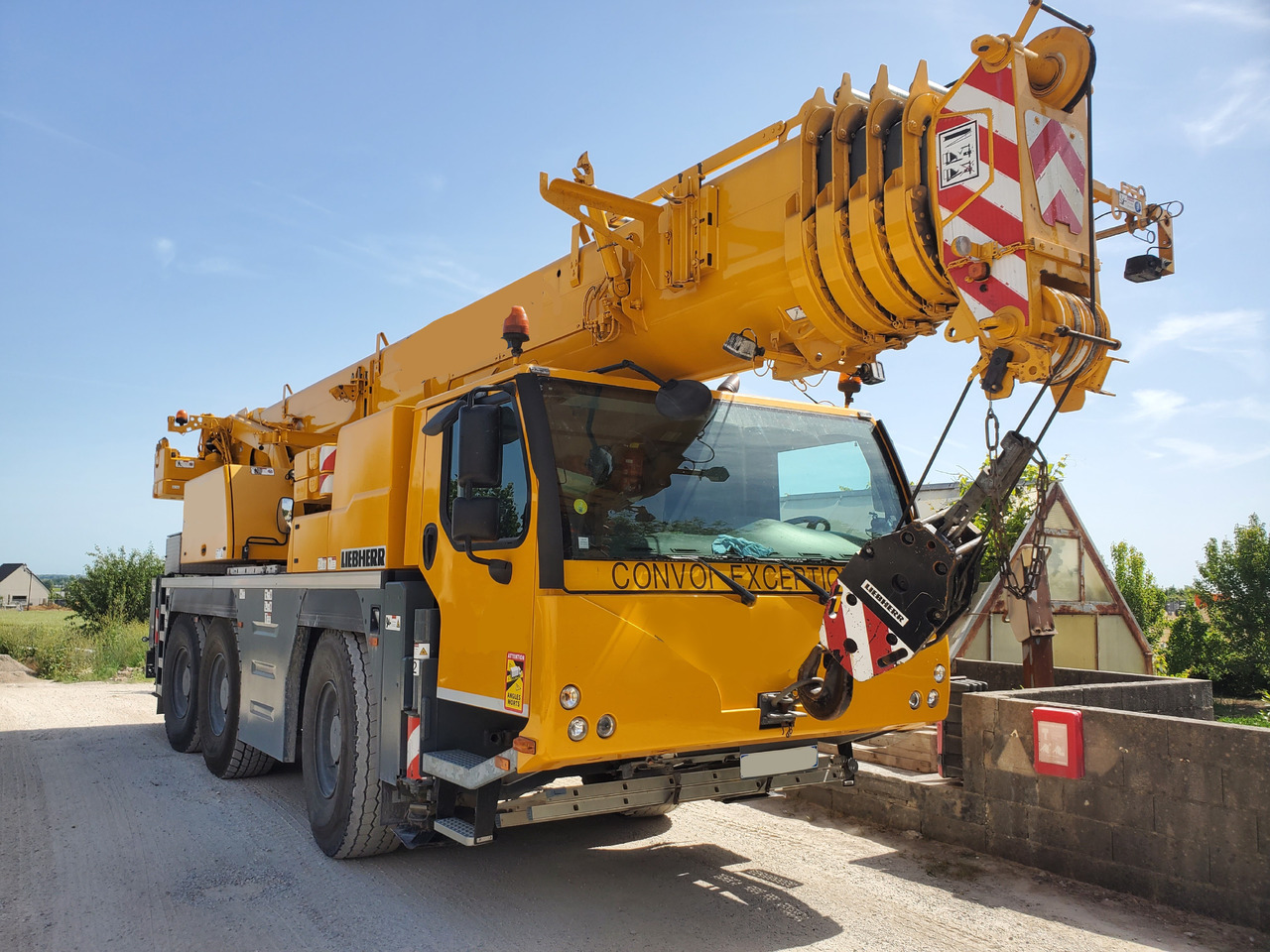 Liebherr LTM 1055 3.2 - Automacara: Foto 1 Liebherr LTM 1055 3.2 - Automacara: Foto 1