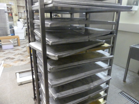 3 Chariots avec plateaux - Utilaj brutarie: Foto 3 3 Chariots avec plateaux - Utilaj brutarie: Foto 3