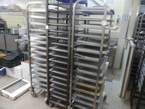 3 Chariots avec plateaux - Utilaj brutarie: Foto 5 3 Chariots avec plateaux - Utilaj brutarie: Foto 5