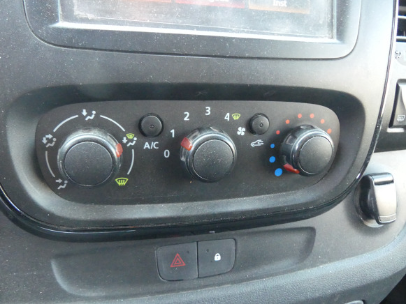Automobil Camionnette Opel Vivaro (2018-122.114 km-VIN:WOVF7G60XJV634111): Foto 10