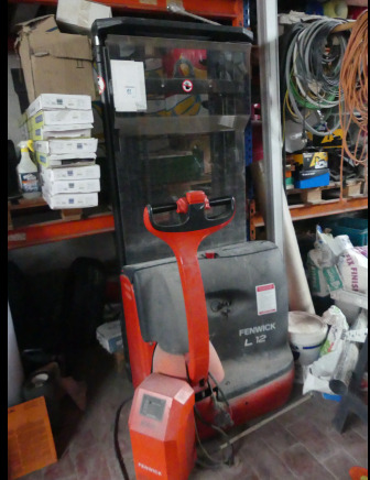 Gerbeur Fenwick L12 - Transpalet la mare înălţime: Foto 1 Gerbeur Fenwick L12 - Transpalet la mare înălţime: Foto 1