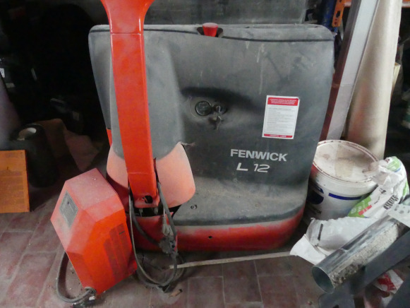 Gerbeur Fenwick L12 - Transpalet la mare înălţime: Foto 2 Gerbeur Fenwick L12 - Transpalet la mare înălţime: Foto 2