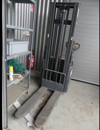 Gerbeur LM Electric stacker - Transpalet la mare înălţime: Foto 2 Gerbeur LM Electric stacker - Transpalet la mare înălţime: Foto 2