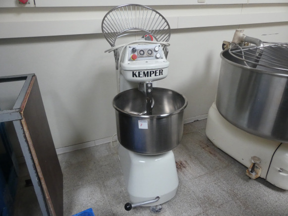Pétrin à spirale Kemper - Utilaj brutarie: Foto 1 Pétrin à spirale Kemper - Utilaj brutarie: Foto 1