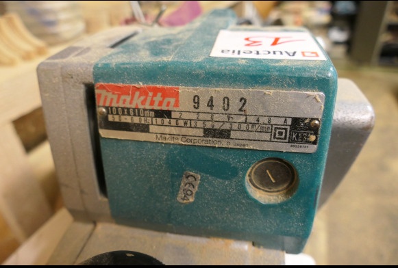 Ponceuse à bande Makita 9402 - Utilaj pentru prelucrarea lemnului: Foto 3 Ponceuse à bande Makita 9402 - Utilaj pentru prelucrarea lemnului: Foto 3