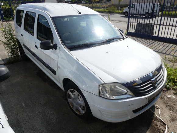 REF:10423 - Voiture Dacia Logan 1.5 DCI break (2012-254.373 km) - Automobil: Foto 3 REF:10423 - Voiture Dacia Logan 1.5 DCI break (2012-254.373 km) - Automobil: Foto 3
