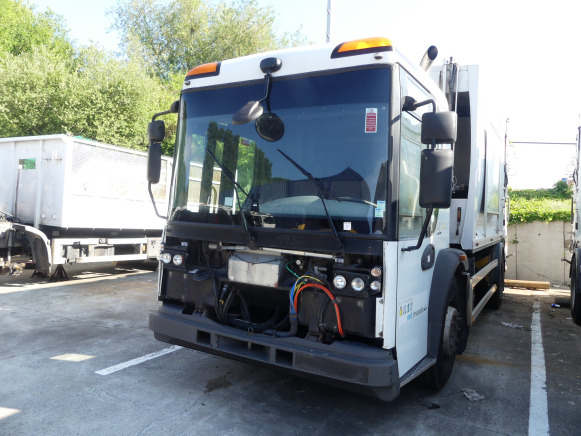 REF:1436 - Camion poubelle Renault Access (2013-162.300 km) - Autogunoiere: Foto 1 REF:1436 - Camion poubelle Renault Access (2013-162.300 km) - Autogunoiere: Foto 1
