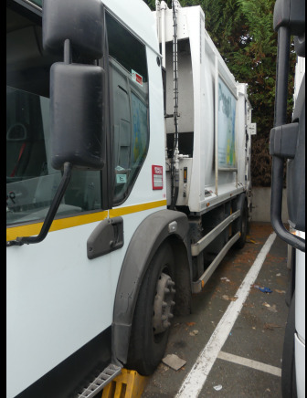 REF:1450 - Camion poubelle Renault Access (2015-119.873 km)(Vin:SEG1932BL6BF21129) - Autogunoiere: Foto 3 REF:1450 - Camion poubelle Renault Access (2015-119.873 km)(Vin:SEG1932BL6BF21129) - Autogunoiere: Foto 3