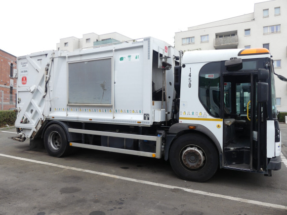 REF:1450 - Camion poubelle Renault Access(VIN: SEG1930BL5BD17235) - Autogunoiere: Foto 4 REF:1450 - Camion poubelle Renault Access(VIN: SEG1930BL5BD17235) - Autogunoiere: Foto 4