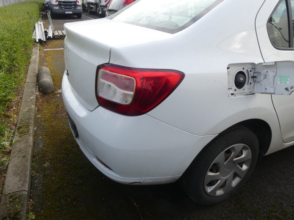 REF:20513 - Voiture Dacia Logan Berline (2013-97.655 km) - Berlină/ Sedan: Foto 5 REF:20513 - Voiture Dacia Logan Berline (2013-97.655 km) - Berlină/ Sedan: Foto 5