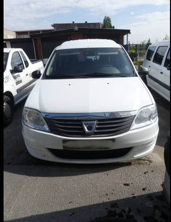 REF:3422 - Voiture Dacia Logan 1.5 DCI break (2012-184.407 km) - Automobil: Foto 2 REF:3422 - Voiture Dacia Logan 1.5 DCI break (2012-184.407 km) - Automobil: Foto 2