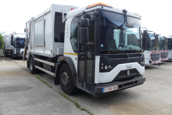 REF:5446 - Camion poubelle Renault Access (2013-192.146 km) - Autogunoiere: Foto 2 REF:5446 - Camion poubelle Renault Access (2013-192.146 km) - Autogunoiere: Foto 2