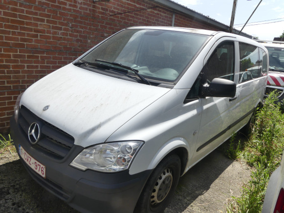 REF:Immatriculé sous : 1-CWZ-976 - Voiture Mercedes-Benz Vito - Transport persoane: Foto 1 REF:Immatriculé sous : 1-CWZ-976 - Voiture Mercedes-Benz Vito - Transport persoane: Foto 1