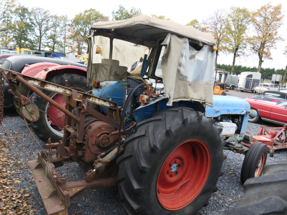 Tracteur agricole + treuil Ford Super Major - Tractor agricol: Foto 3 Tracteur agricole + treuil Ford Super Major - Tractor agricol: Foto 3
