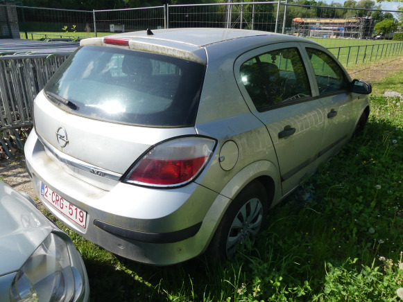 Voiture Opel Astra - Automobil: Foto 4 Voiture Opel Astra - Automobil: Foto 4