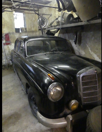 Voiture ancêtre Mercedes-Benz 220S Poton - Automobil: Foto 1 Voiture ancêtre Mercedes-Benz 220S Poton - Automobil: Foto 1