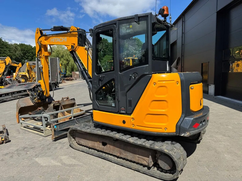 Hitachi ZX65USB Engcon FULL SPEC MACHINE !! DC 2 Gripper TOP CONDITION ! - Excavator pe şenile: Foto 2 Hitachi ZX65USB Engcon FULL SPEC MACHINE !! DC 2 Gripper TOP CONDITION ! - Excavator pe şenile: Foto 2