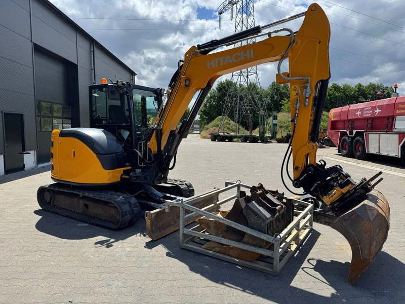 Hitachi ZX65USB Engcon FULL SPEC MACHINE !! DC 2 Gripper TOP CONDITION ! - Excavator pe şenile: Foto 5 Hitachi ZX65USB Engcon FULL SPEC MACHINE !! DC 2 Gripper TOP CONDITION ! - Excavator pe şenile: Foto 5