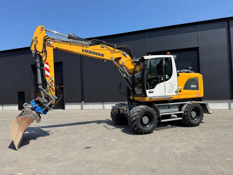Liebherr A914 2019 7300 uur !! NL MACHINE !! - Excavator pe roţi: Foto 2 Liebherr A914 2019 7300 uur !! NL MACHINE !! - Excavator pe roţi: Foto 2
