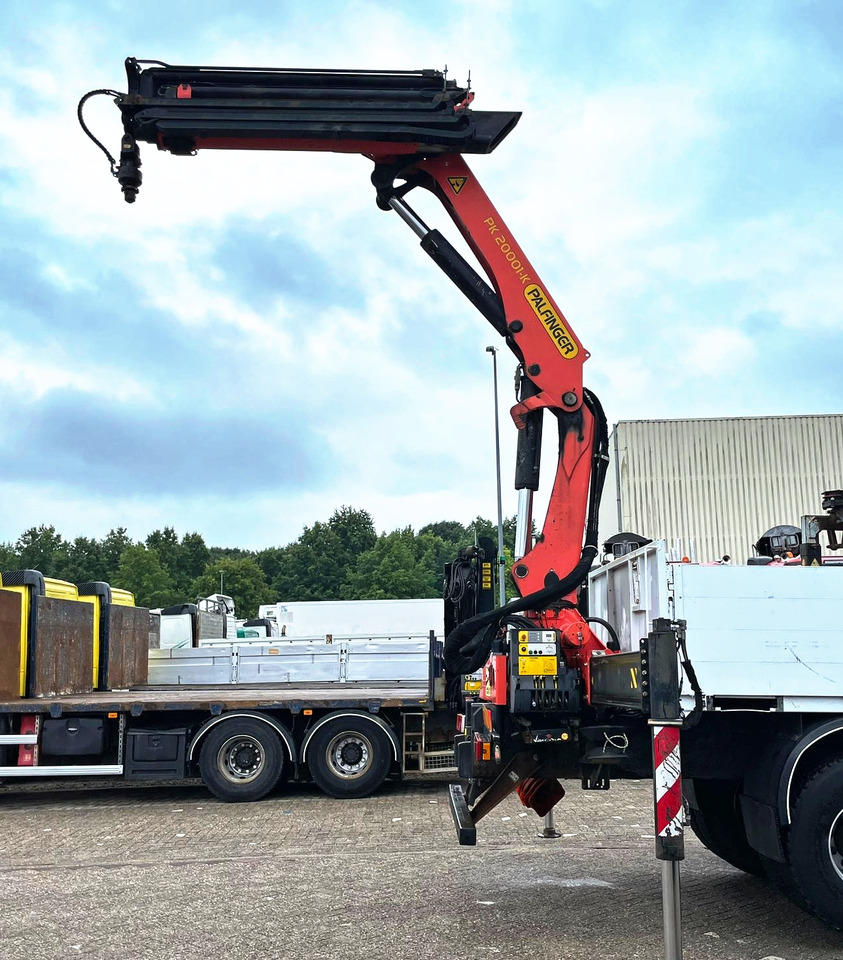 PALFINGER PK 20001 K C crane, year 2015, remote control, extra functions - Macara montată: Foto 3 PALFINGER PK 20001 K C crane, year 2015, remote control, extra functions - Macara montată: Foto 3