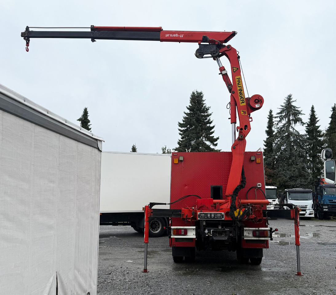 PALFINGER PK 7000 A crane with winch, Ladekran mit Seilwinde - Macara montată: Foto 1 PALFINGER PK 7000 A crane with winch, Ladekran mit Seilwinde - Macara montată: Foto 1