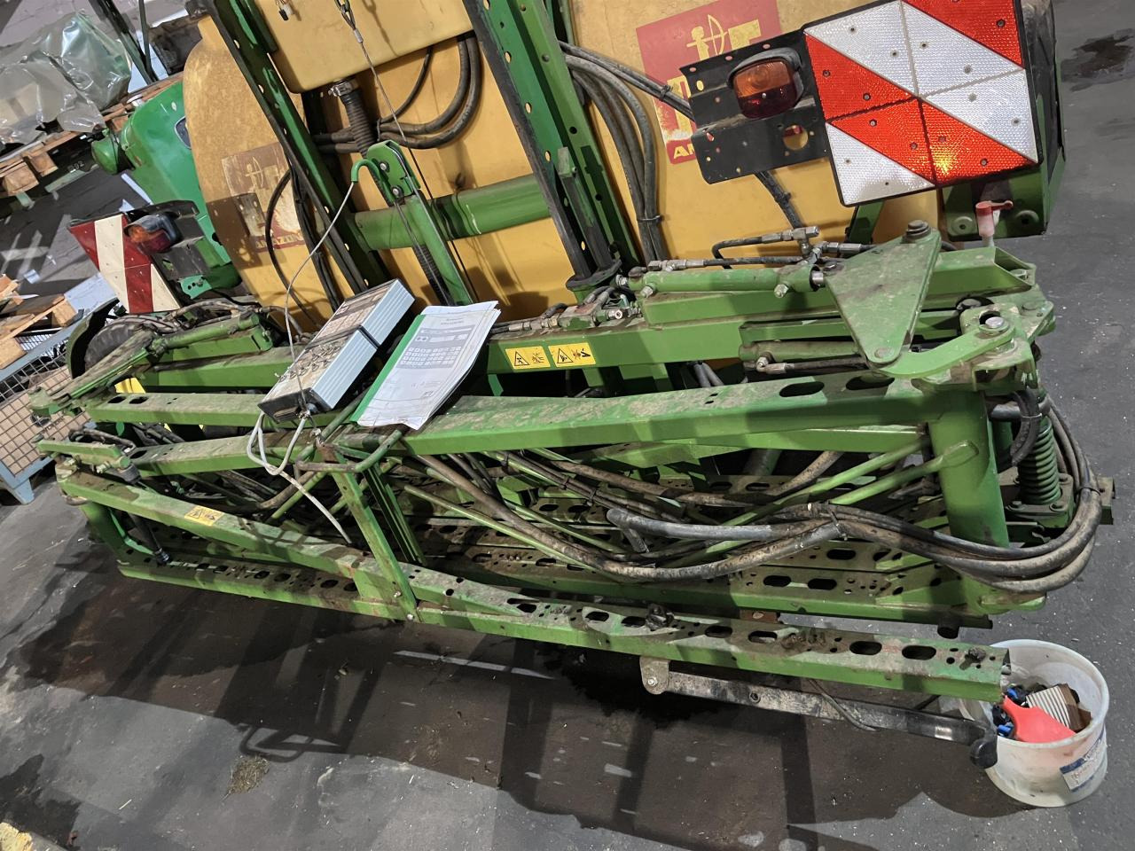 Amazone UF1000 - Maşină de erbicidat tractata: Foto 4 Amazone UF1000 - Maşină de erbicidat tractata: Foto 4