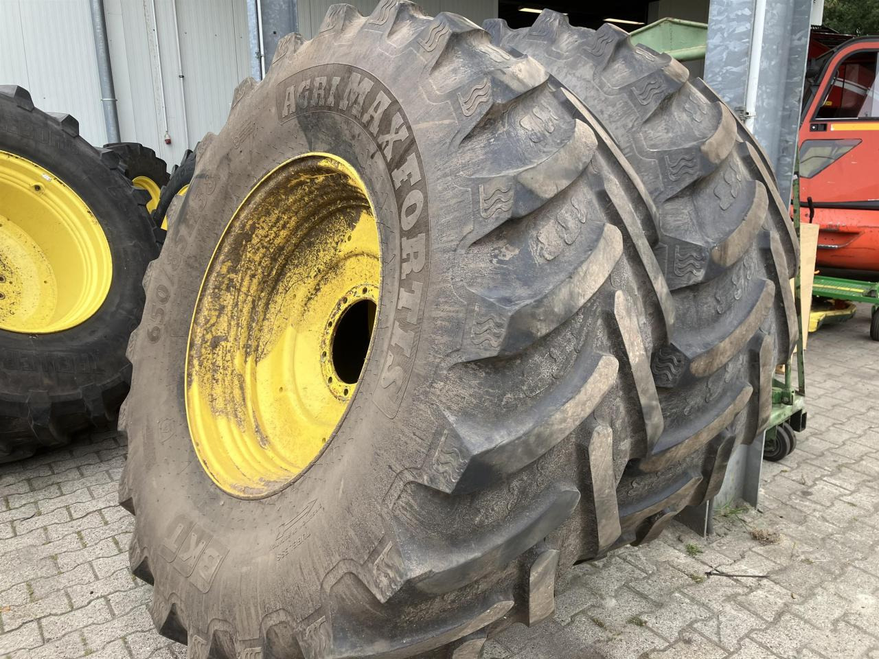 BKT 650/85R38 - Anvelopă pentru Utilaje agricole: Foto 1 BKT 650/85R38 - Anvelopă pentru Utilaje agricole: Foto 1