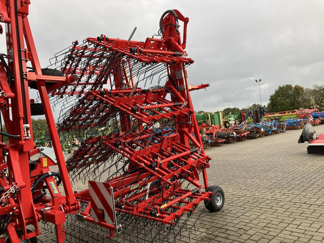 Einböck Aerostar 1200 Classic - Maşină pentru prelucrarea solului: Foto 4 Einböck Aerostar 1200 Classic - Maşină pentru prelucrarea solului: Foto 4