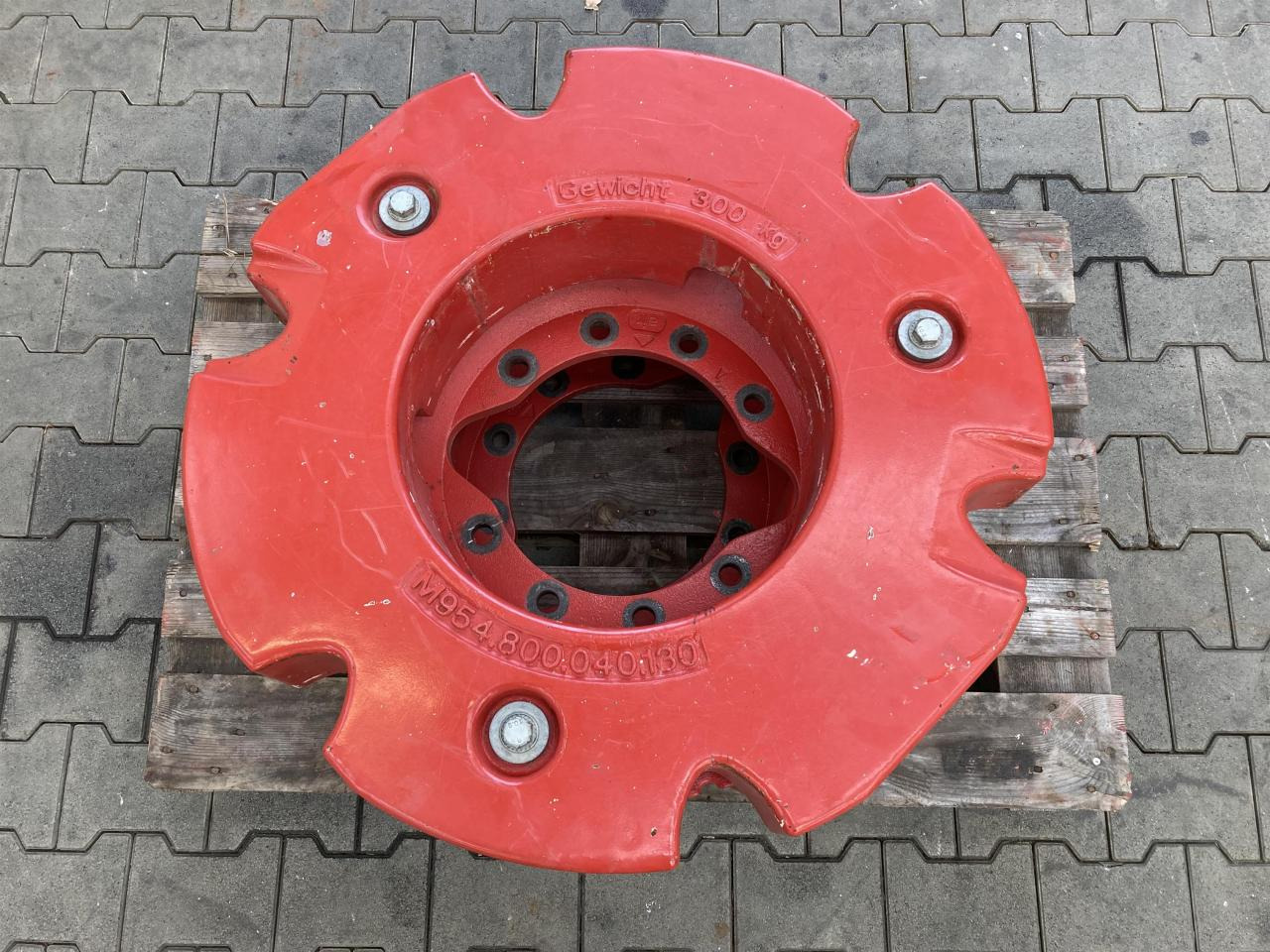 Fendt 2x 300 kg - Contragreutate: Foto 3 Fendt 2x 300 kg - Contragreutate: Foto 3