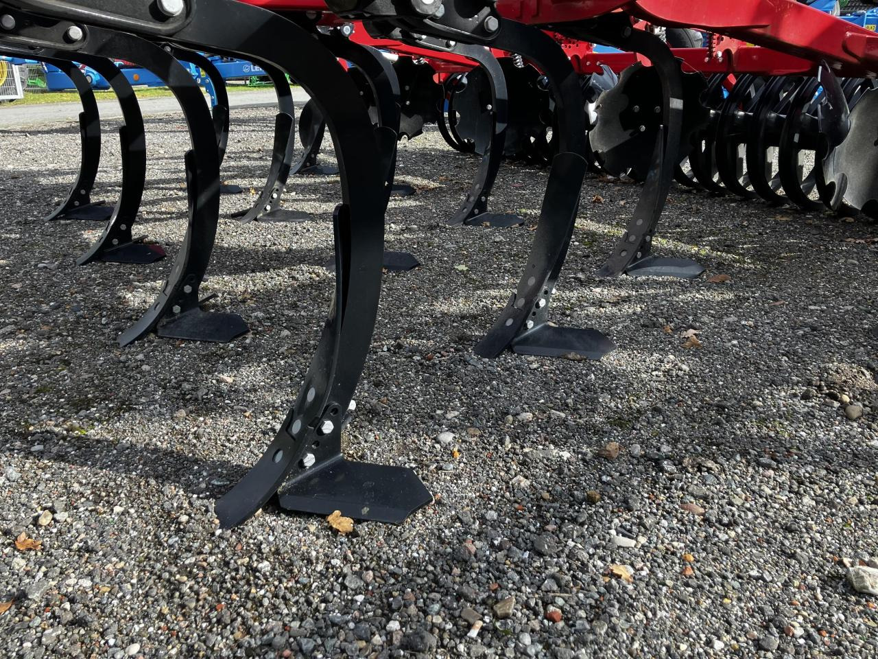 Horsch Terrano 4 FX - Cultivator: Foto 3 Horsch Terrano 4 FX - Cultivator: Foto 3