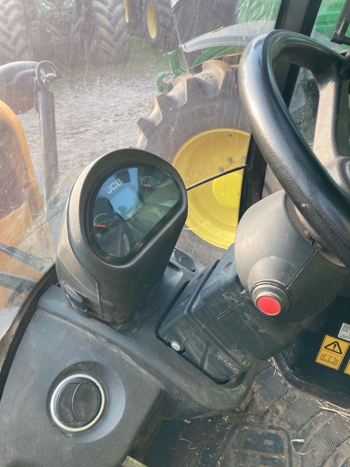 JCB TM 220 - Stivuitor telescopic: Foto 3 JCB TM 220 - Stivuitor telescopic: Foto 3