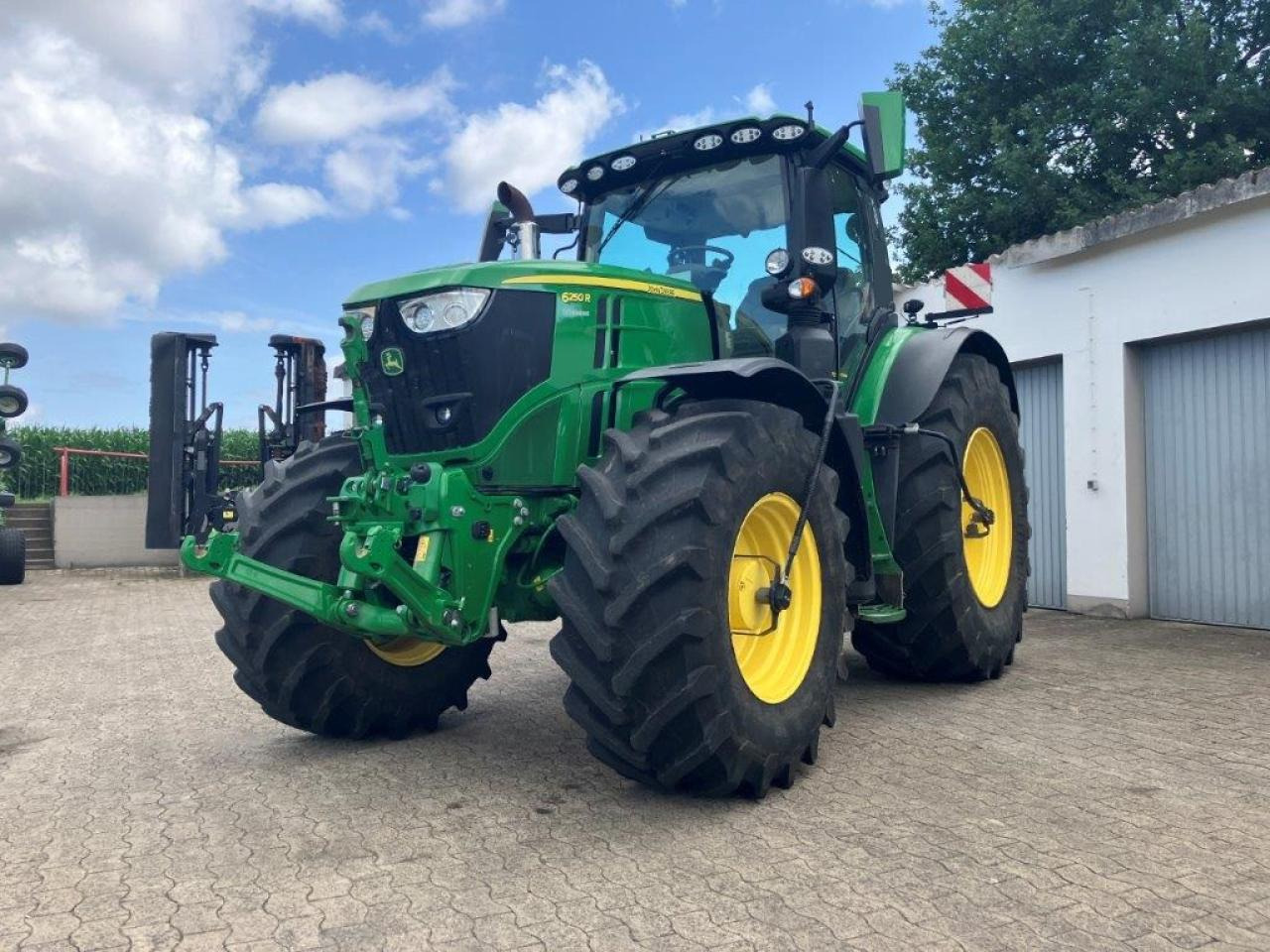 John Deere 6250R - Tractor agricol: Foto 1 John Deere 6250R - Tractor agricol: Foto 1