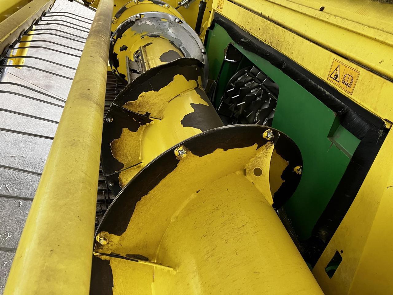 John Deere 639 - Utilaje pentru maşină de recoltat furaj: Foto 4 John Deere 639 - Utilaje pentru maşină de recoltat furaj: Foto 4