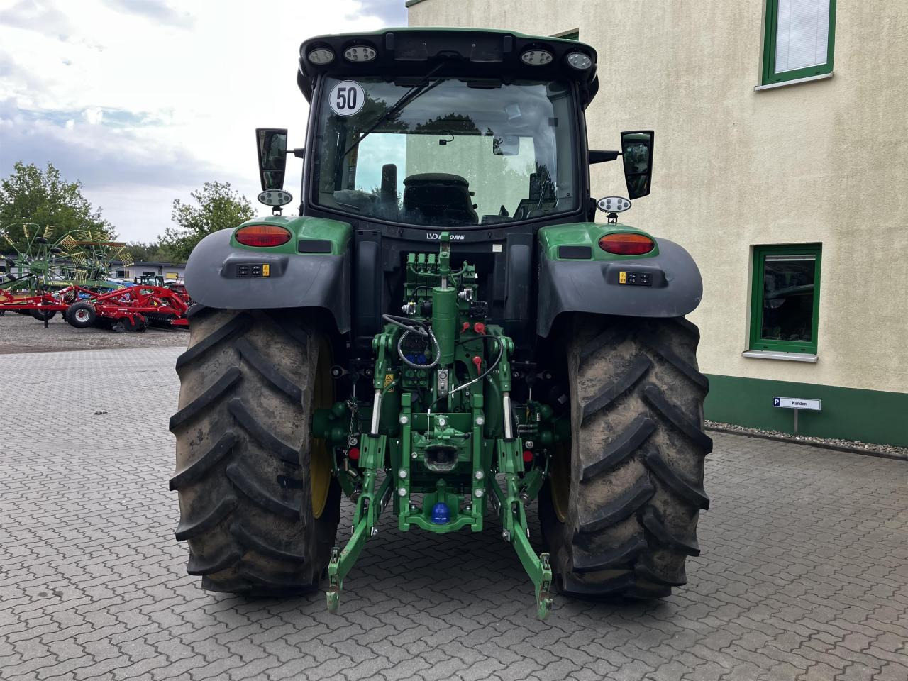 John Deere 6R 130 - Tractor agricol: Foto 5 John Deere 6R 130 - Tractor agricol: Foto 5