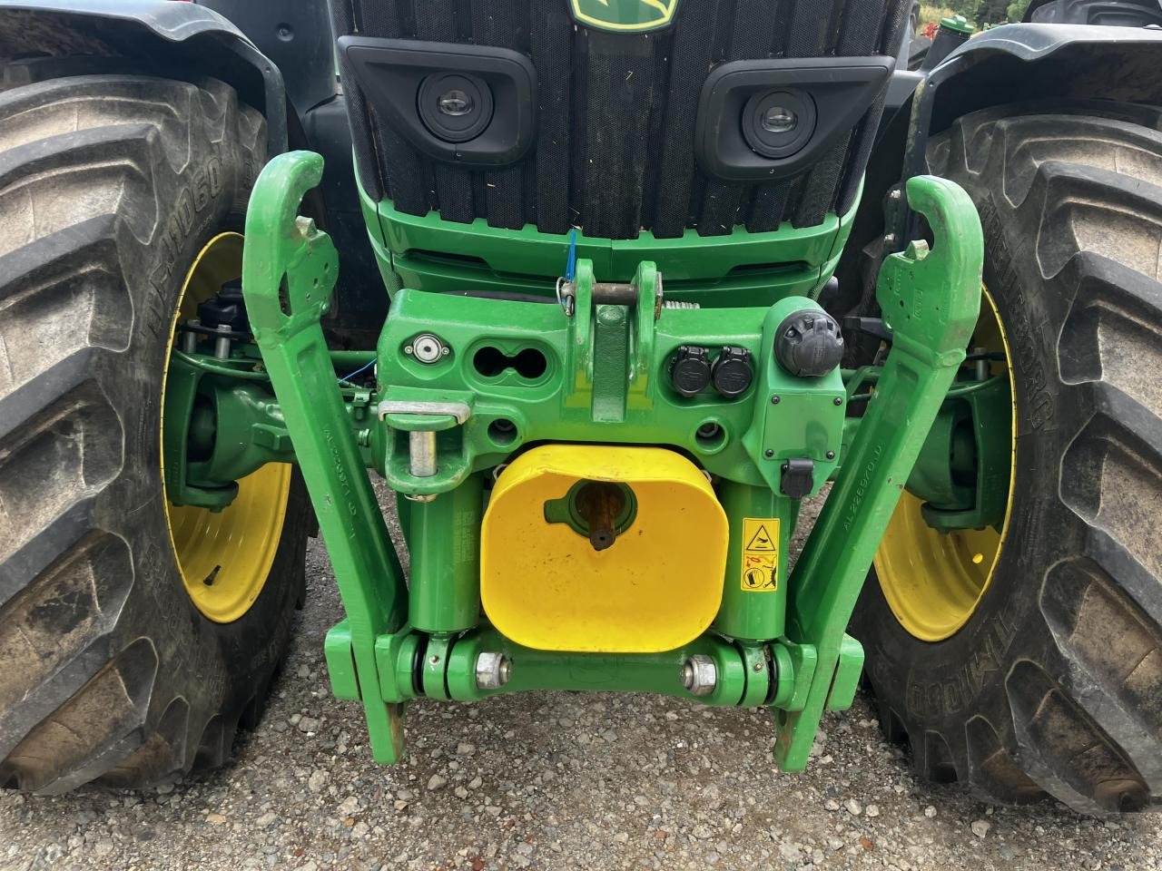 John Deere 6R 185 - Tractor agricol: Foto 4 John Deere 6R 185 - Tractor agricol: Foto 4