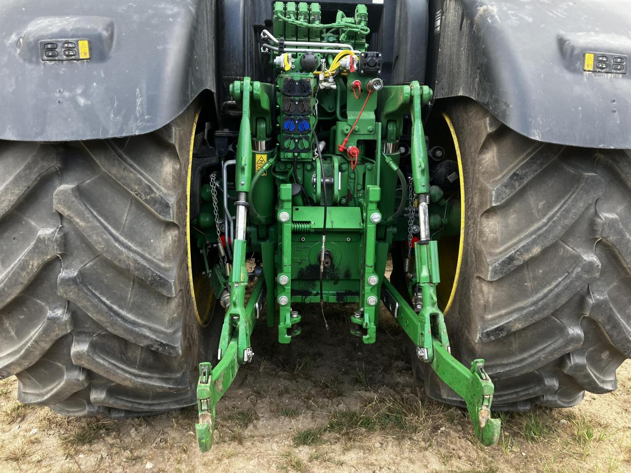 John Deere 6R 185 - Tractor agricol: Foto 5 John Deere 6R 185 - Tractor agricol: Foto 5