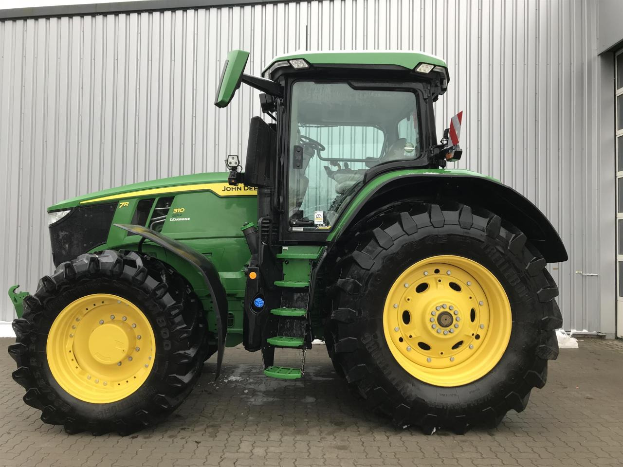 John Deere 7R 310 (MY21) - Tractor agricol: Foto 1 John Deere 7R 310 (MY21) - Tractor agricol: Foto 1