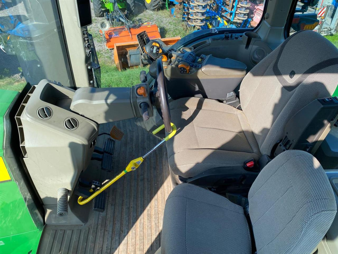 John Deere 7R 330 - Tractor agricol: Foto 5 John Deere 7R 330 - Tractor agricol: Foto 5