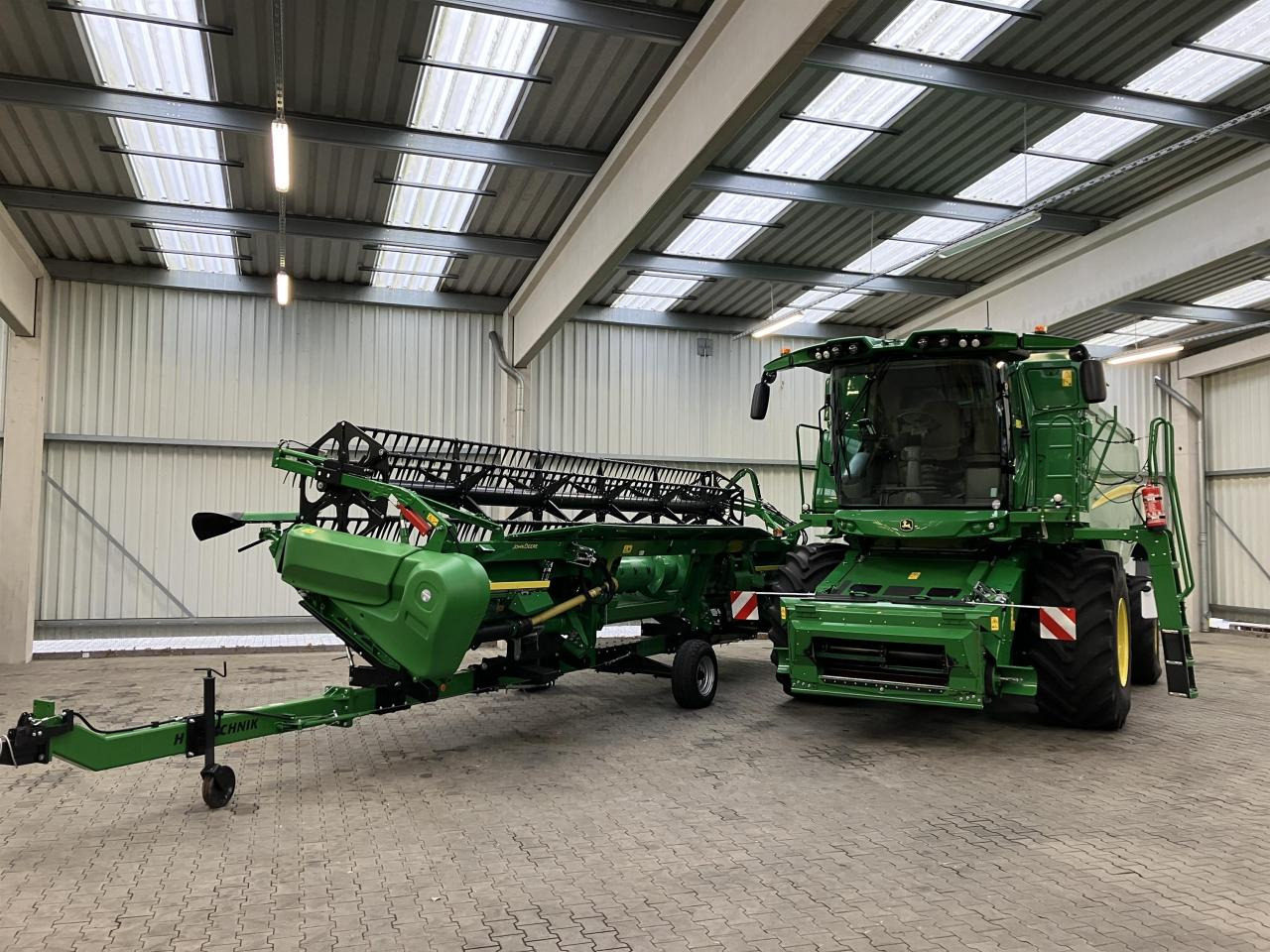 John Deere T560 - Combină de recoltat cereale: Foto 2 John Deere T560 - Combină de recoltat cereale: Foto 2