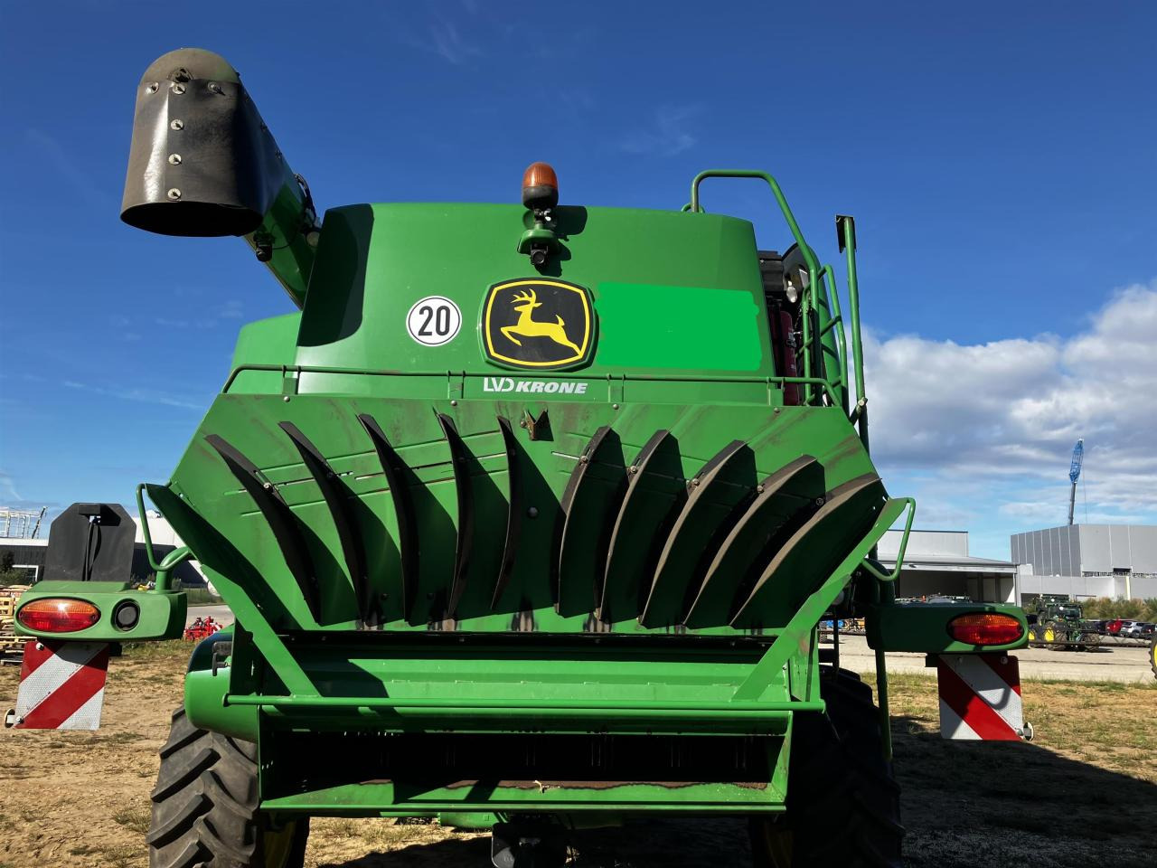 John Deere T660i - Combină de recoltat cereale: Foto 4 John Deere T660i - Combină de recoltat cereale: Foto 4