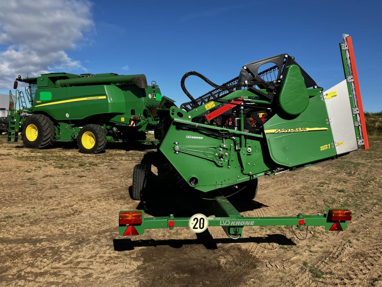 John Deere T660i - Combină de recoltat cereale: Foto 5 John Deere T660i - Combină de recoltat cereale: Foto 5