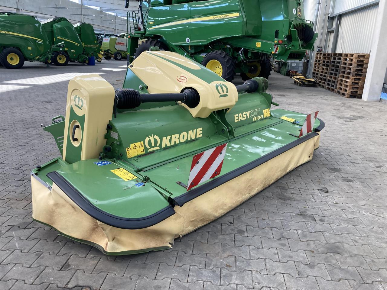 Krone EC F 320 CV - Kat. 2 - Cositoare: Foto 1 Krone EC F 320 CV - Kat. 2 - Cositoare: Foto 1