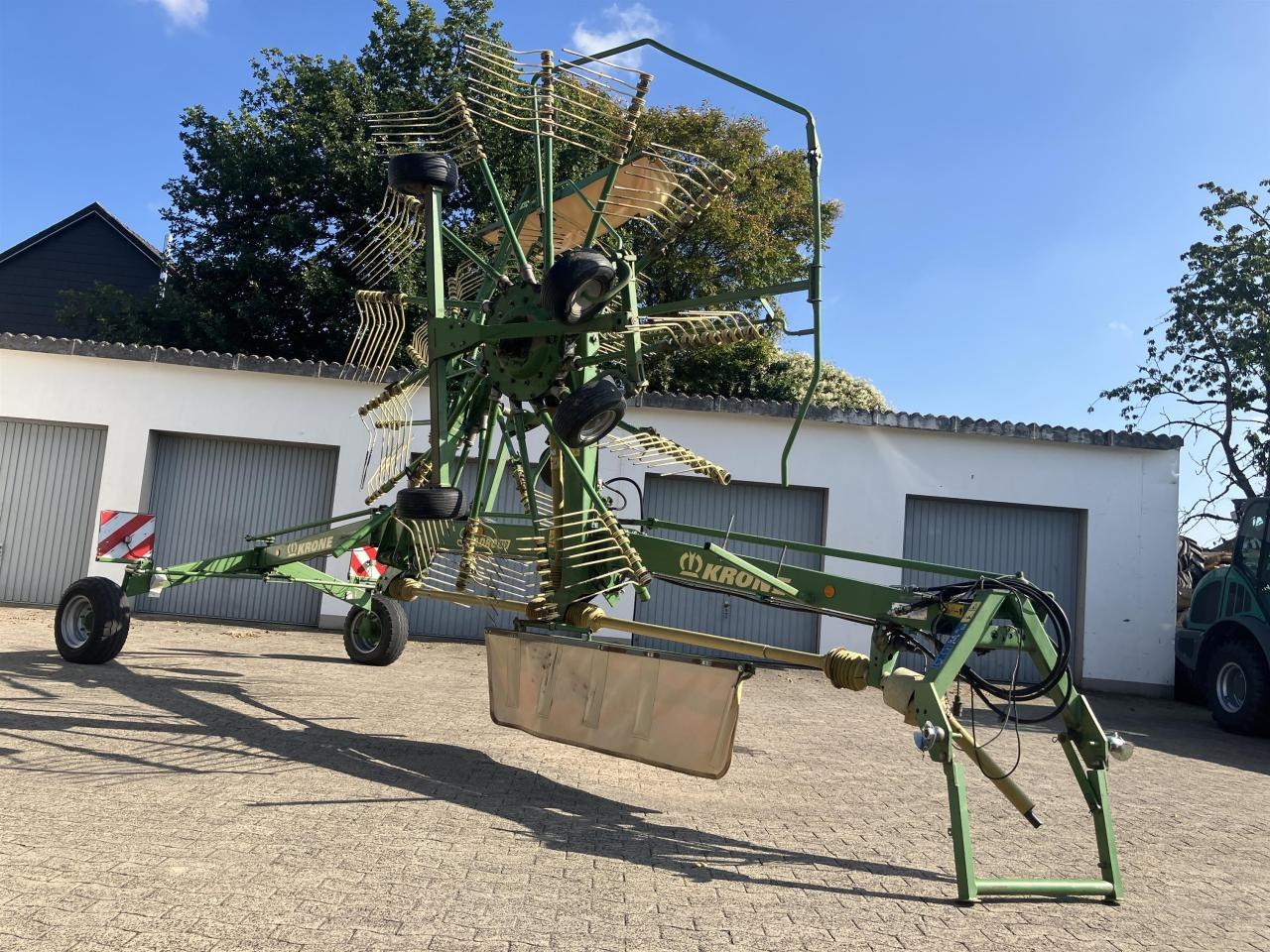 Krone SWADRO 810 - Maşină de întors fânul: Foto 1 Krone SWADRO 810 - Maşină de întors fânul: Foto 1