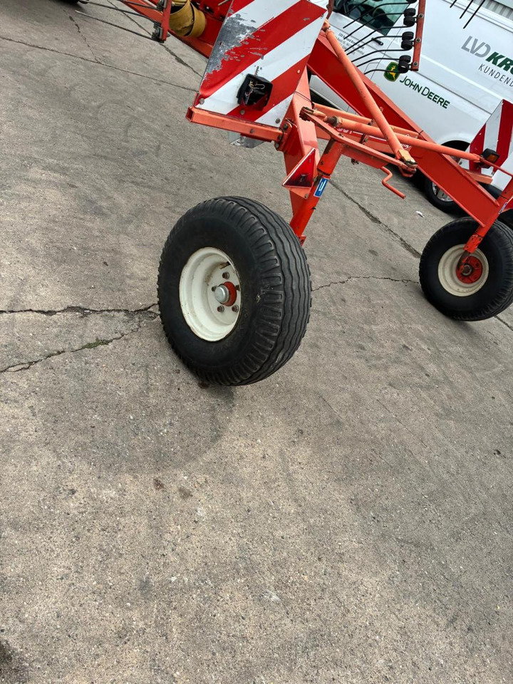 Kuhn GA 7301 - Maşină de întors fânul: Foto 2 Kuhn GA 7301 - Maşină de întors fânul: Foto 2