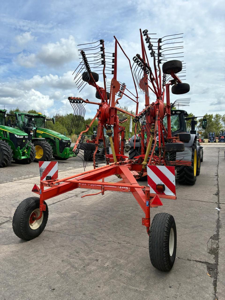 Kuhn GA 7301 - Maşină de întors fânul: Foto 4 Kuhn GA 7301 - Maşină de întors fânul: Foto 4