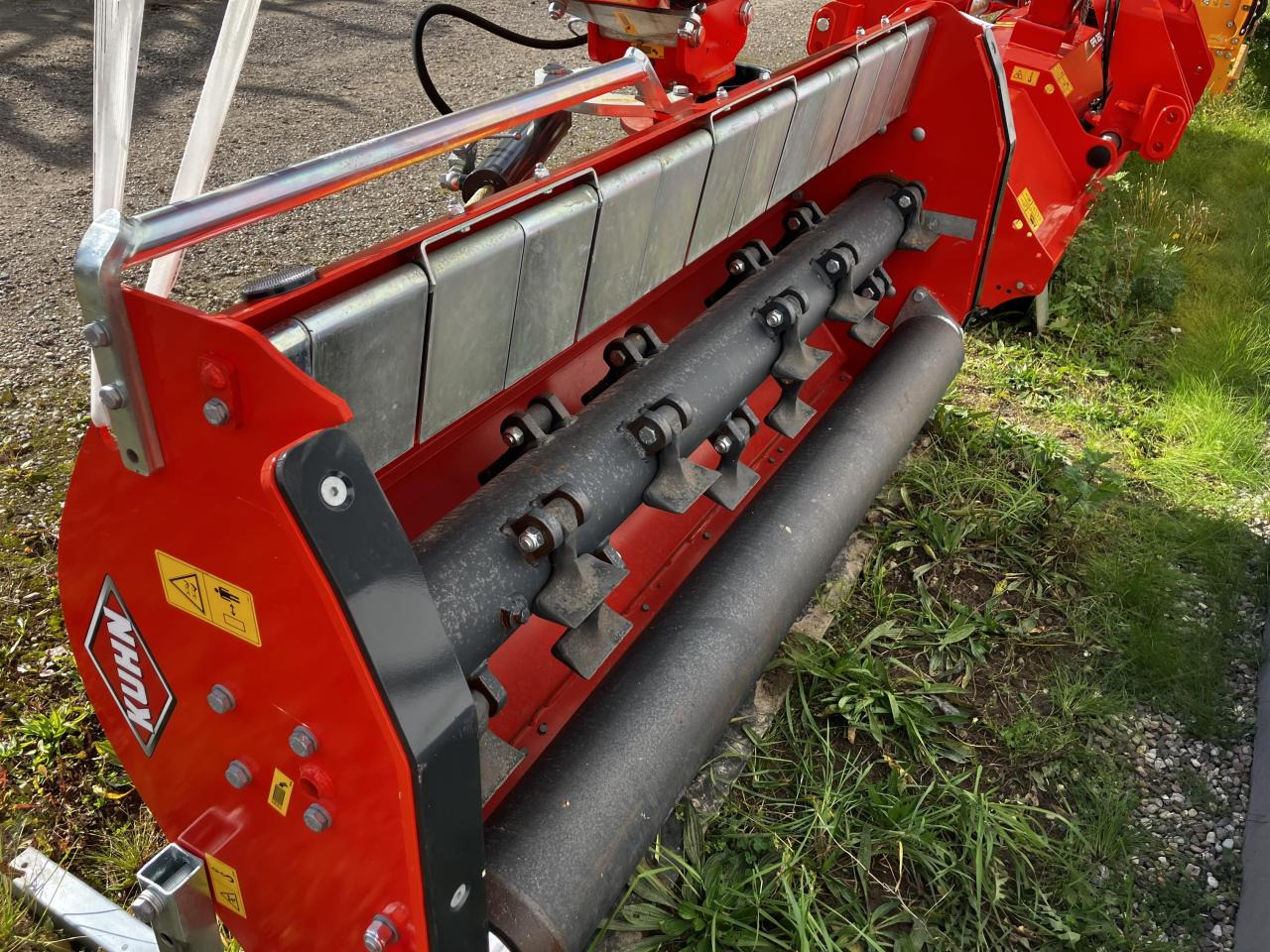 Kuhn TBE 19 - Tocător resturi vegetale: Foto 4 Kuhn TBE 19 - Tocător resturi vegetale: Foto 4