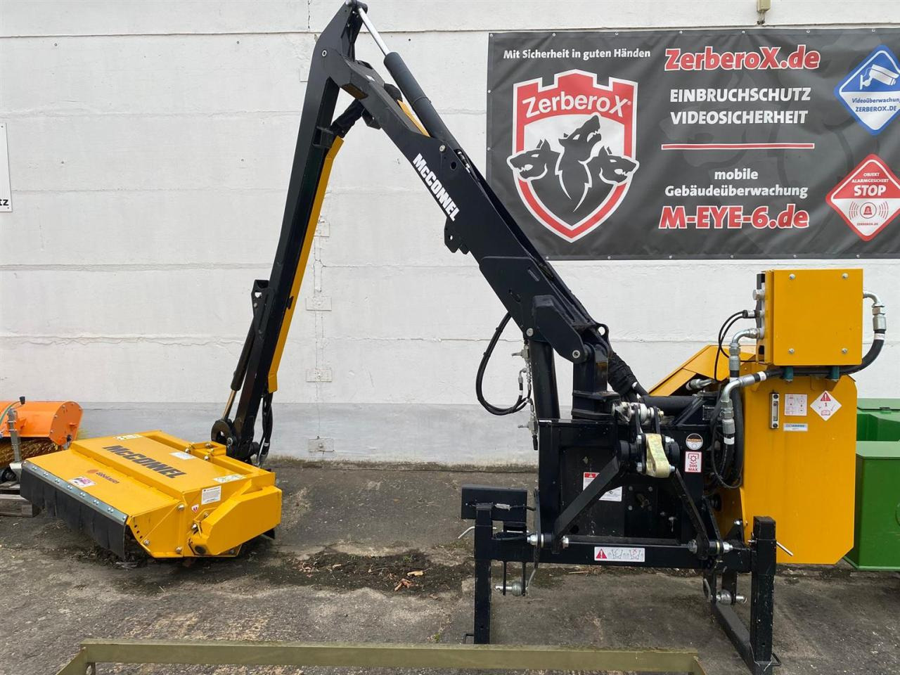 McConnel PA6055 Eco - Tocător resturi vegetale: Foto 1 McConnel PA6055 Eco - Tocător resturi vegetale: Foto 1