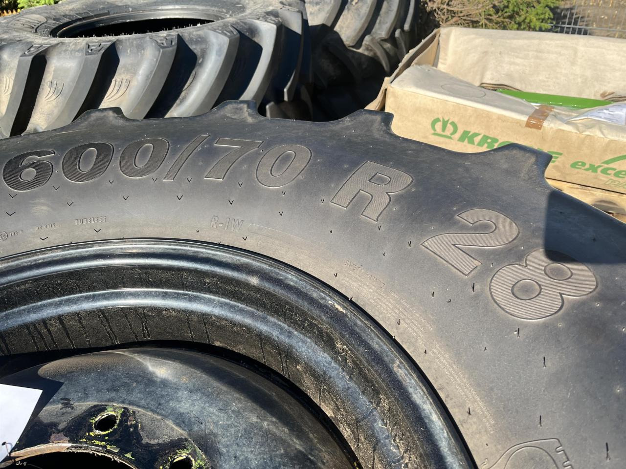 Mitas 600/70R30 - Anvelopă pentru Utilaje agricole: Foto 5 Mitas 600/70R30 - Anvelopă pentru Utilaje agricole: Foto 5
