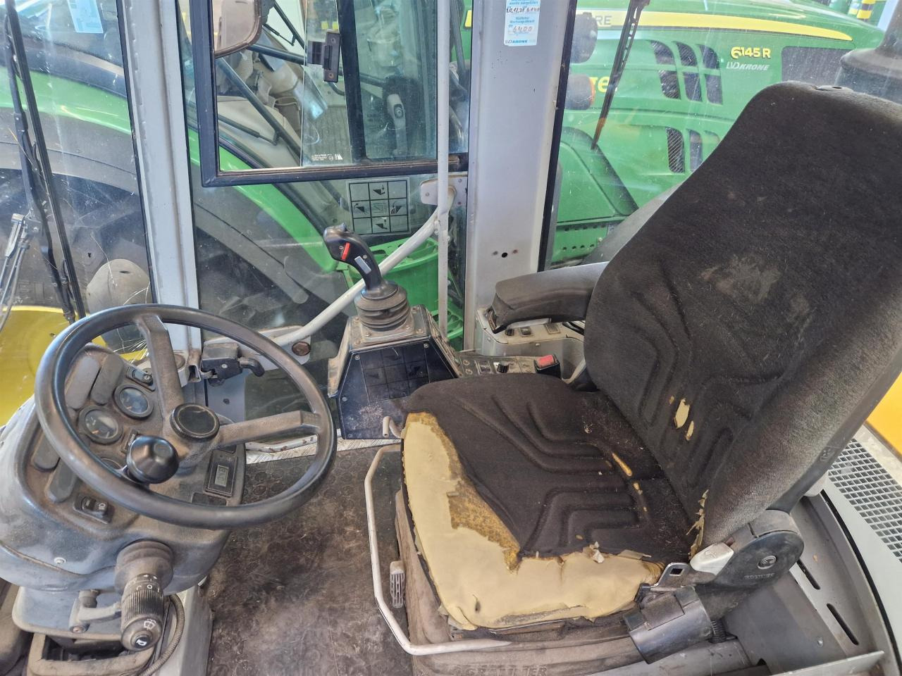 Paus RL 655 - Încărcător frontal pe pneuri: Foto 3 Paus RL 655 - Încărcător frontal pe pneuri: Foto 3